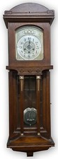 HORLOGE MURALE. JUNGHANS UHREN. STYLE ART DÉCO. ALLEMAGNE. VERS 1920.