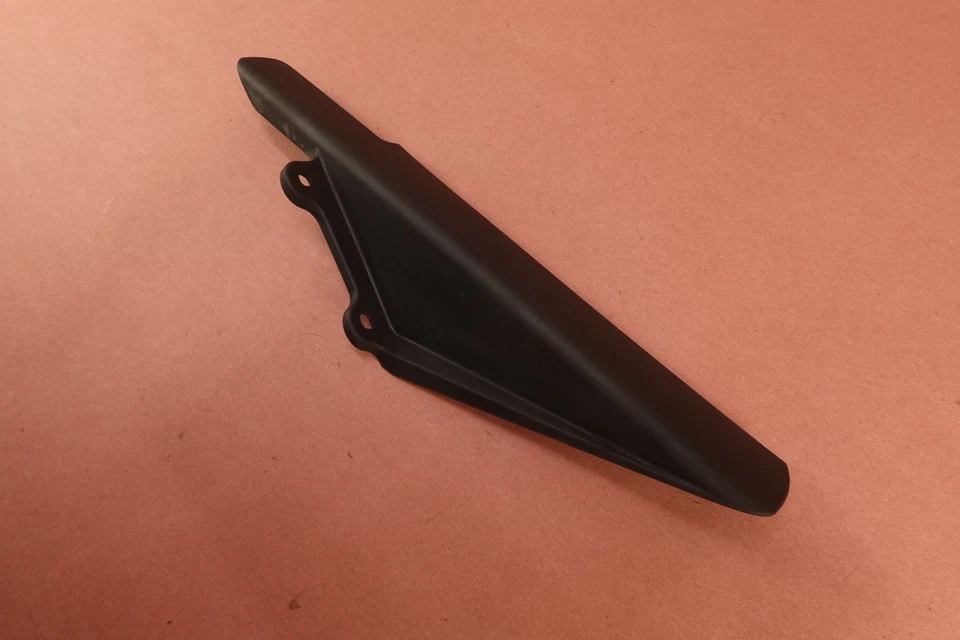 Cubierta protectora de cadena trasera 36014-0018 Kawasaki Versys 650 KLE650 2015-2021 Foto 2 de 4