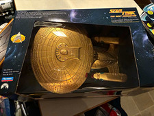 Playmates Star Trek TNG U.S.S. Enterprise Anniversary Gold-Decorated Replica