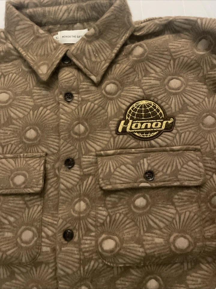 Honor The Gift  - Tan Floral Cover Cover Shirt XL - Russell Westbrook Brand - Image 2 of 3