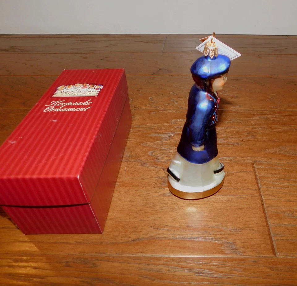 American Girl Pleasant Company Molly Christmas Ornament Blown Glass w/Box 1999 - Image 4 of 4