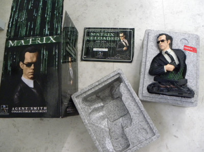 The Matrix Reloaded Gentle Giant Agent Smith Mini BUST # 4304/7000