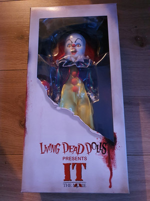 Special! IT Movie Pennywise 1990 Action Figure Living Dead Dolls MEZCO Toys NEU