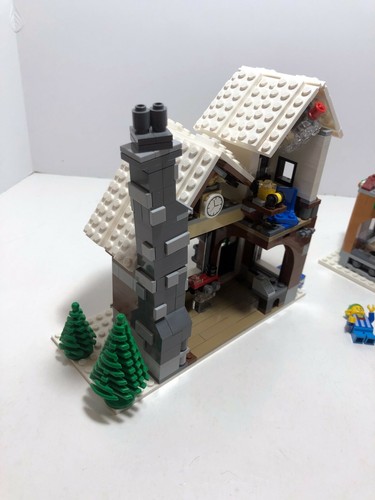 LEGO Christmas: Winter Toy Shop 10199, partial Winter Village Bakery 10216 descr - Picture 5 of 9