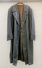 Ledermantel mit Gürtel, Kradmelder, 2. Weltkrieg bis 1950er Jahre, ca. 5,5 kg.