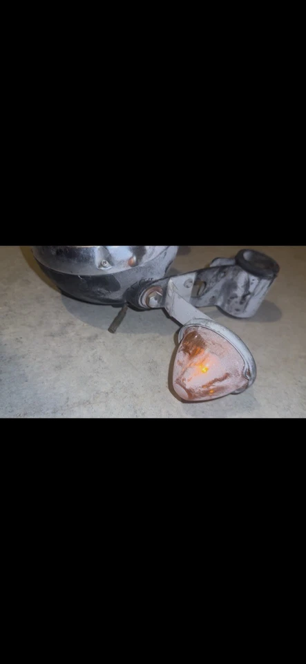 Kawasaki F6 125 Headlight - Image 2 of 4