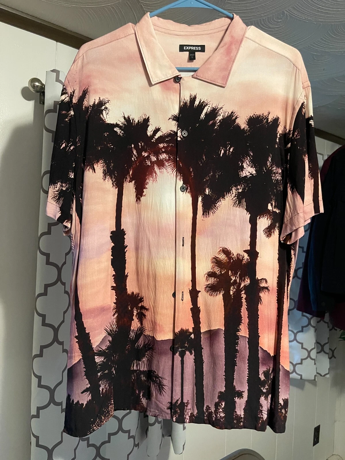 Express Men - Short Sleeve Rayon Shirt - Beach Sunset - Size L