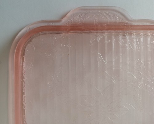 Vintage Pink Depression Glas 61/2" 2-Handled Square Ribbed Tray - Picture 8 of 9
