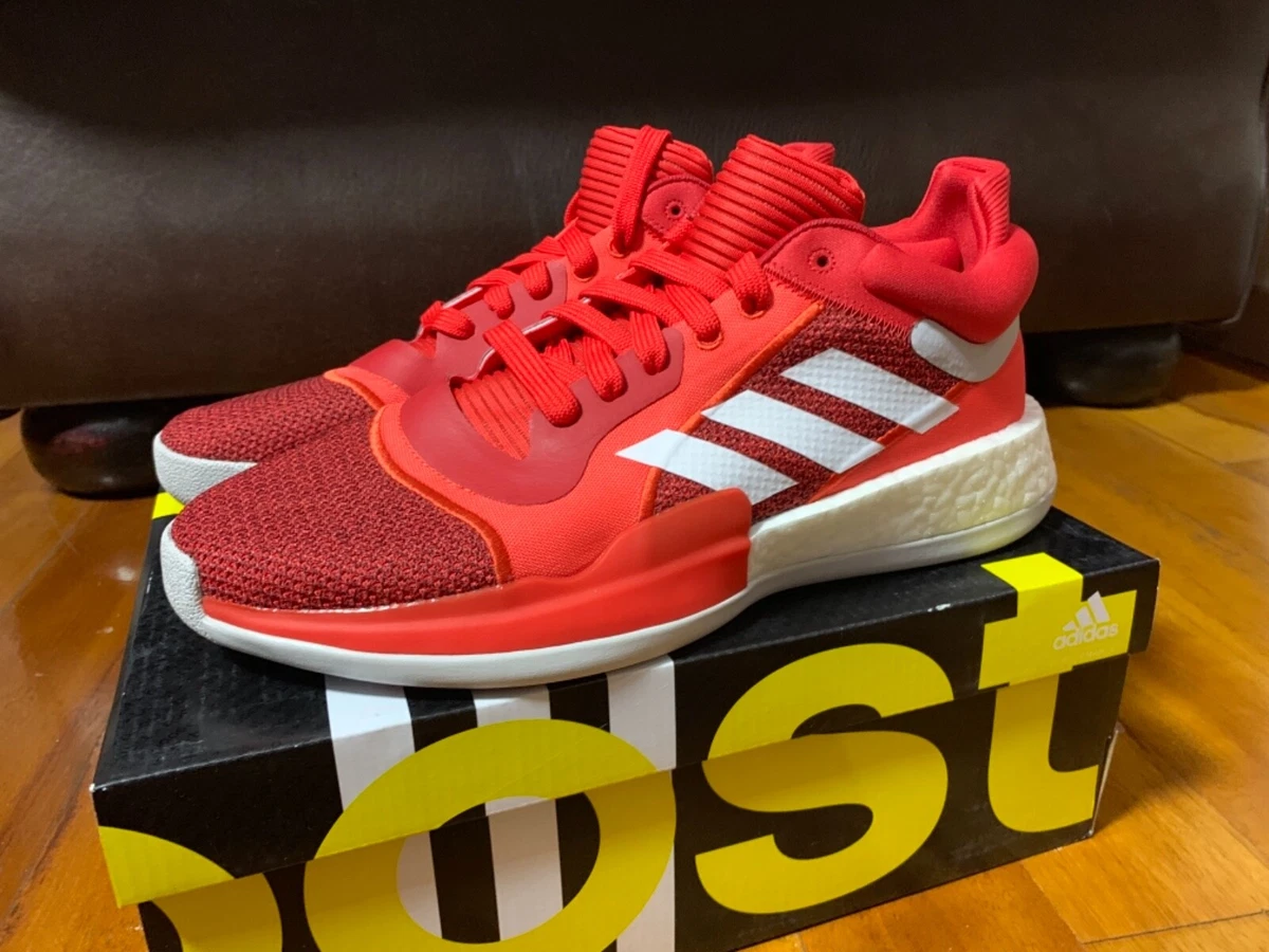 Kyrie sales adidas shoes
