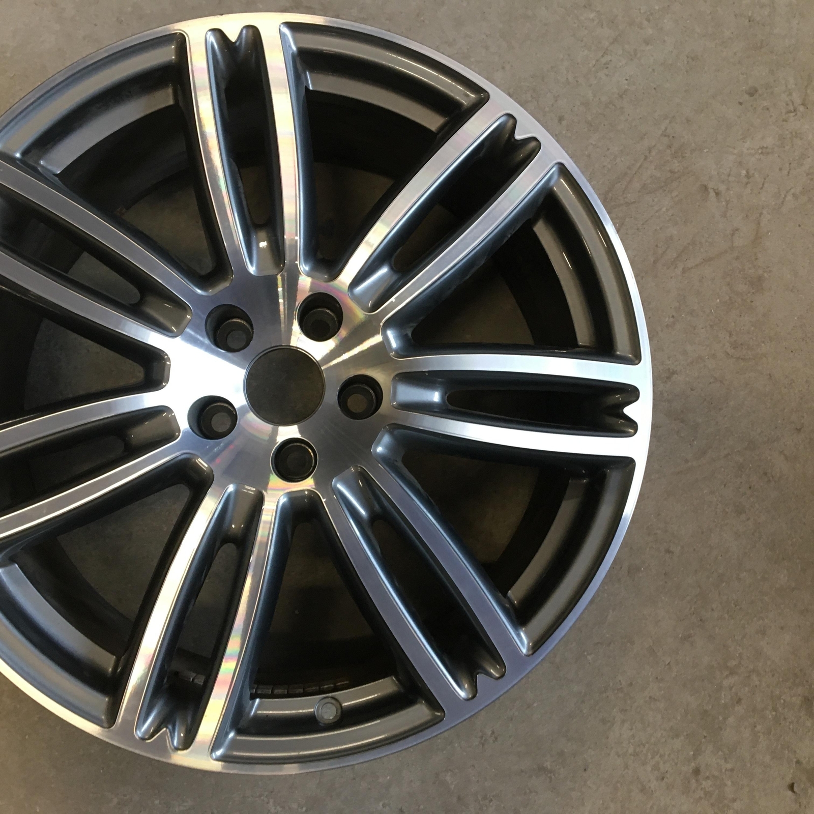 2015 Maserati Ghibli 20x8.5 5x4.5 Machined with Charcoal 97343