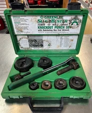 Greenlee 7238SB Slug-Buster Knockout Kit with Ratchet Wrench Punch Set 1/2"-2"