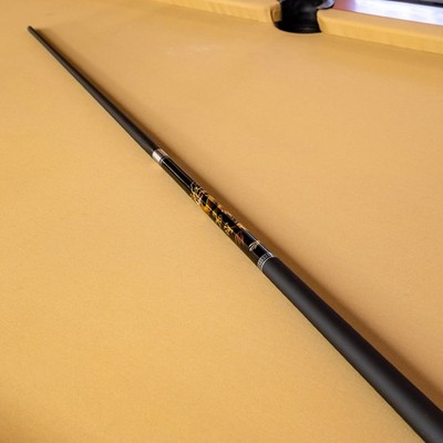 Professional Carbon Fiber Billiard Cue Stick Chinese Dragon Design