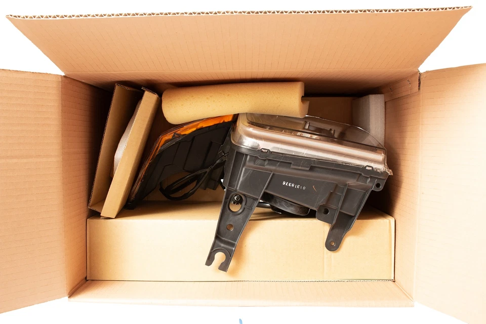 Depo Maxzone Left Headlamp Assembly Fit 2006-10 Jeep Commander Part Number 22371 Foto 4 de 4