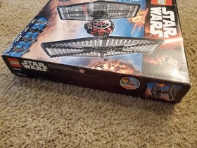 LEGO STAR WARS: First Order Tie Fighter 75101 & Resistance X-Wing Fighter 75149