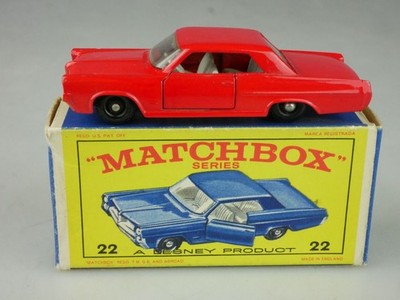 22c Pontiac GP Sports Coupé Coupe - 32466 Matchbox Regular Wheels