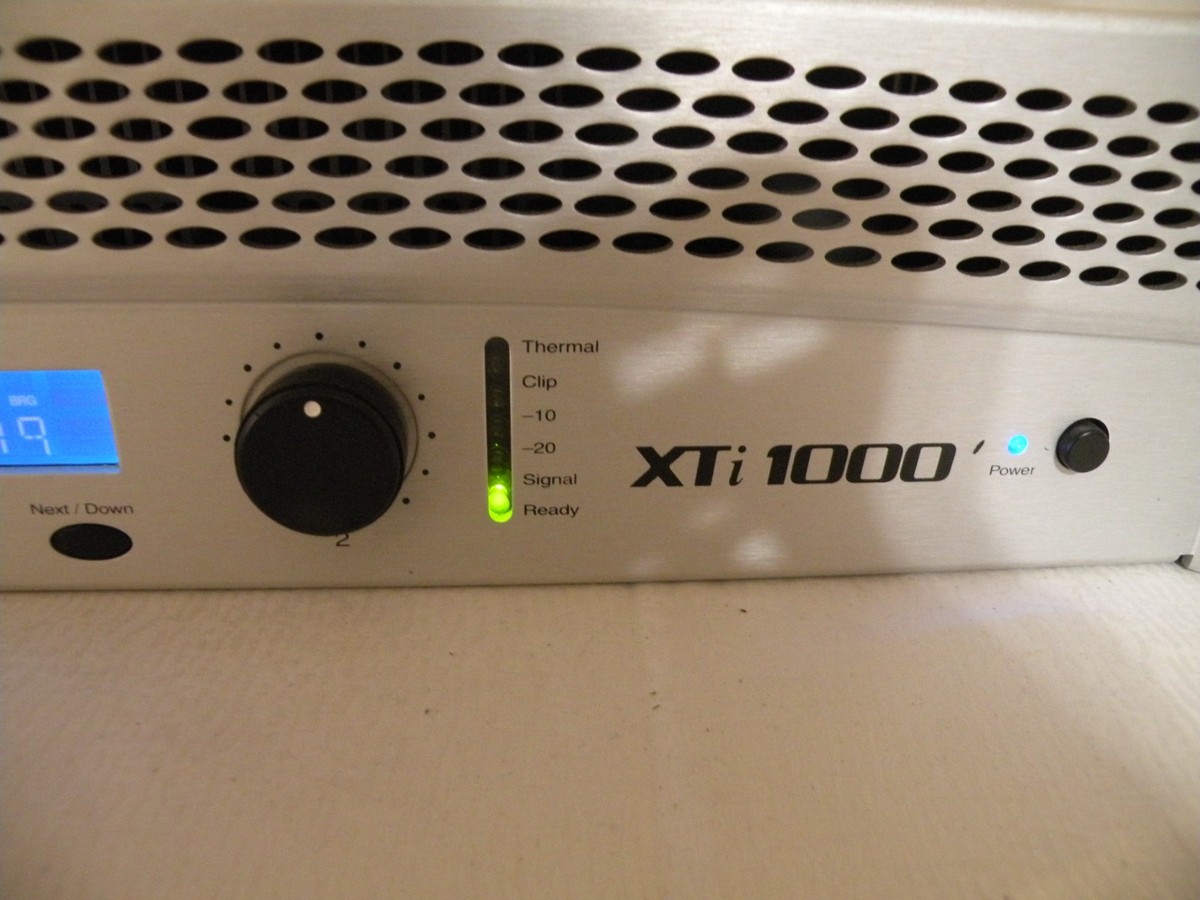 ブ*ド様 Crown XTi1000 Power Amp Crown XTi 1000, 2-Ch,1000W Bridged at 8 ohms Power Amplifier