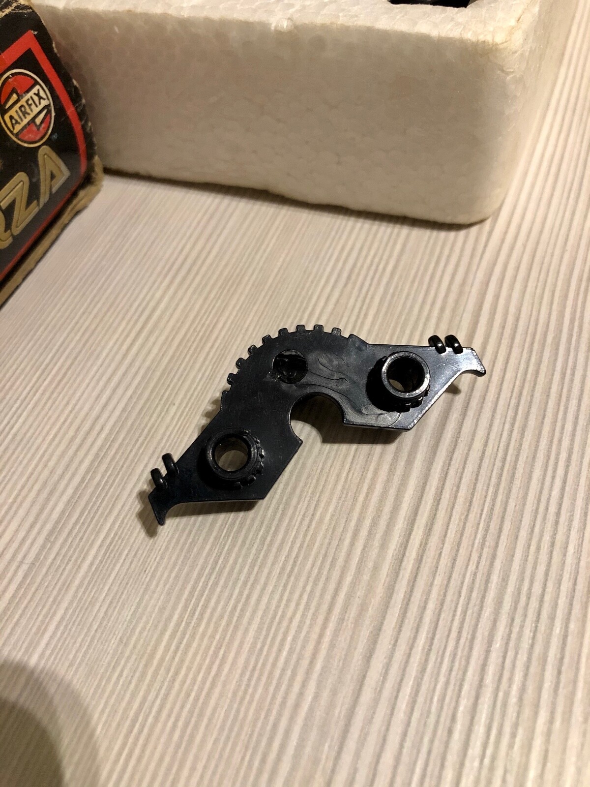Picture 2 of 5