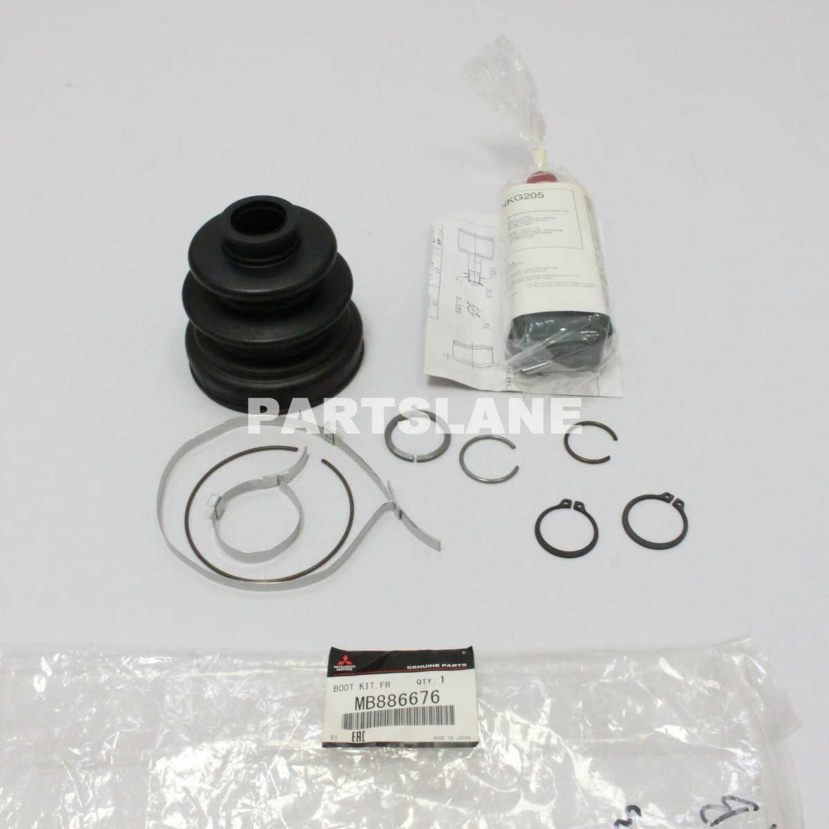 Mitsubishi Montero Mighty Max OEM Genuine Front Axle Joint