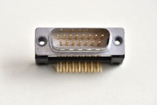 15 Way Right Angle Through Hole Mount PCB D-sub Connector Plug