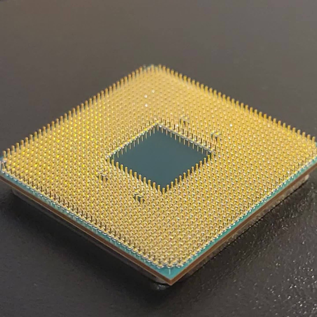 GOOD] AMD Ryzen 5 1600 AF AM4 Zen+ (YD1600BBAFBOX) - Similar to