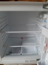 Indesit Fridge white  intergrated  fits  under worktop