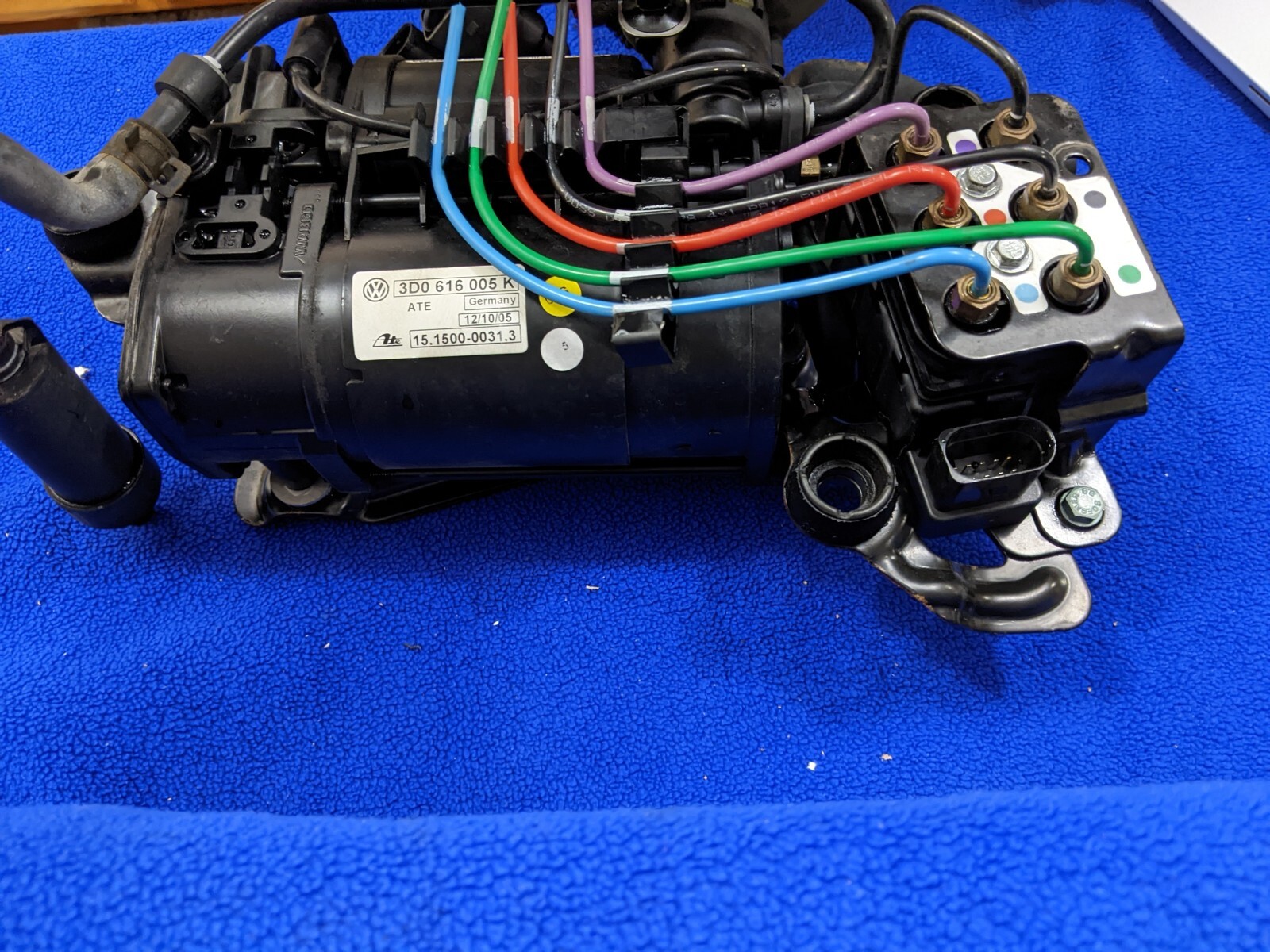 Warranty complete oem bentley continental AIR Suspension Compressor PUMP