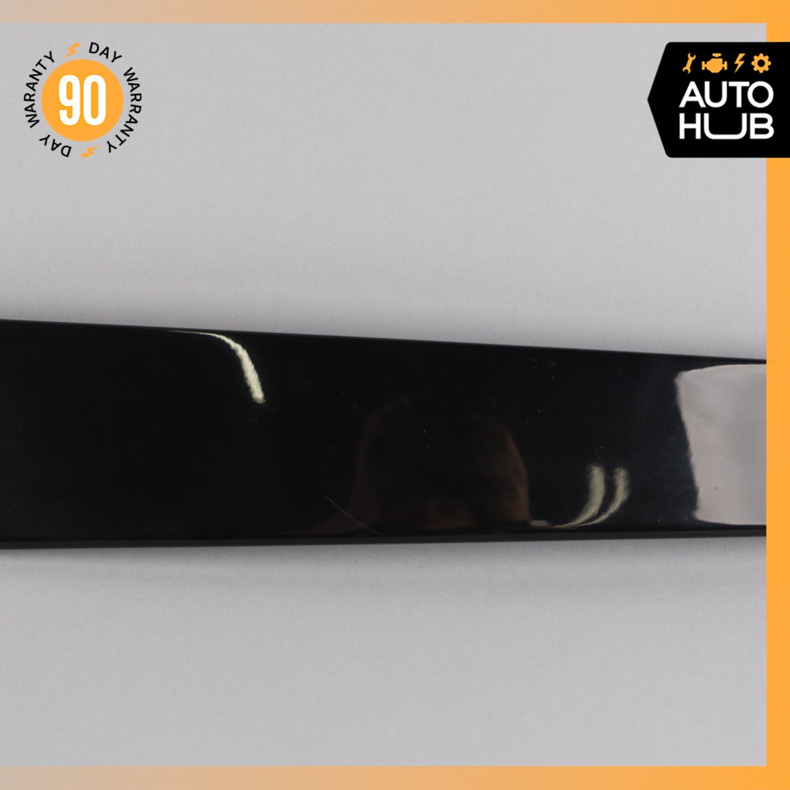 03-13 Maserati Quattroporte M139 Exterior B-Pillar Moulding Trim Left Side OEM
