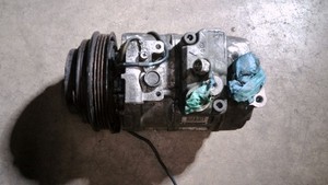 Kompressor Klimaanlage 4B0260805C VW Jetta Bj 1988 19 E 2489794