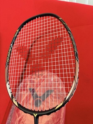 Victor Thruster F HS (Hendra Setiawan Autograph Racket) Limited Edition 3UG5