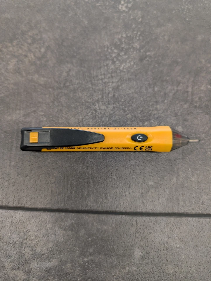 Klein Tools NCVT-1 Probador de Voltaje Rango de Sensibilidad 50-1000V Equipo de Prueba Foto 3 de 4