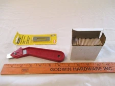 Vtg, Eastman Razor Blade Carpet Knife Red Carpet Knife With Lots of Extra Blades