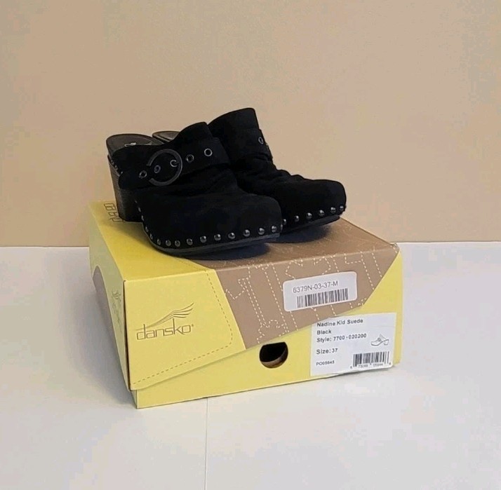 Dansko Shoes Womens 37 EU Black Suede Nadine Clog Mules Slip On Studded