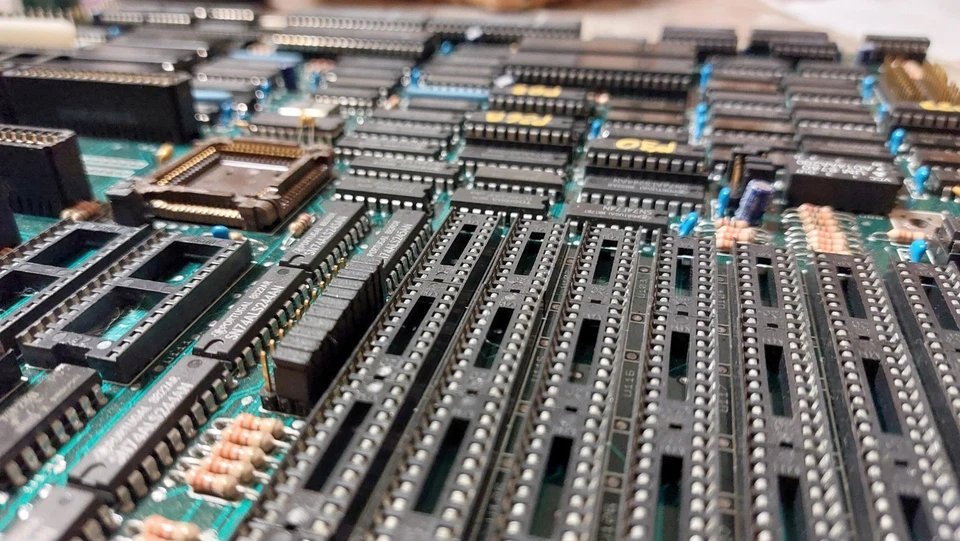 Scheda Madre 286CPU DMD081 - Immagine 2 di 4