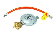 Gasregler + 1m Schlauch für Weber Grill, Napoleon, BBQ etc. 50 mbar Druckregler 