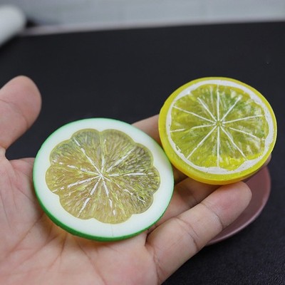 Bunte simulierte Fruchtscheiben simulierte Zitronenscheiben kompakt 5 cm Größe
