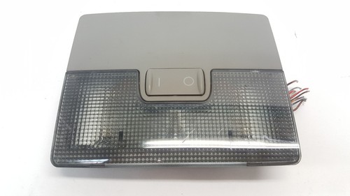 Audi A6 4B - Innenraumleuchte Innenleuchte Beleuchtung Leuchte  4B0947105  (33)