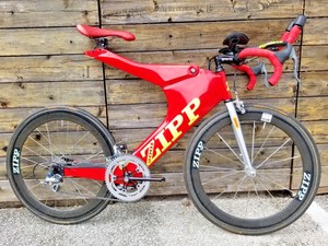Zipp-2001-Vintage-TT-Bike-with-matching-Zipp-400-Wheels