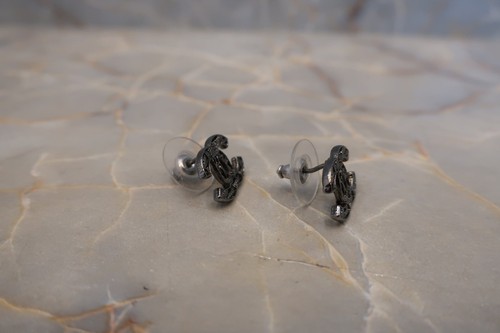 CHANEL CC Coco Mark Silver-Plated Earrings B14A - Picture 6 of 13