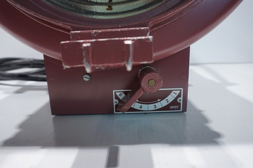 MOLE RICHARDSON TYP 412 JUNIOR SOLARSPOT 10" 2K FRESNEL BÜHNENLICHT mit SCHUNENTÜR - Bild 6 von 17