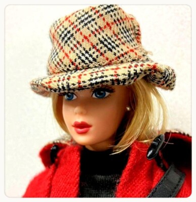 Barbie Doll BURBERRY BLUE LABEL Figure limited Edition Red coat