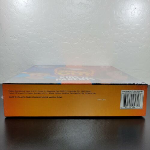 Hasbro Speak Out Kids Vs Parents Family Game 2016 Ages 8+ New Sealed 2-10 player - Picture 5 of 6