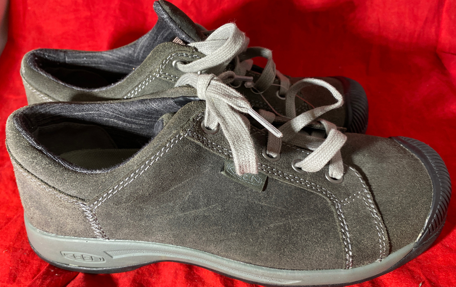 Keen Reisen scarpa casual bassa stringata donna US 7 grigio pelle scamosciata 1011443