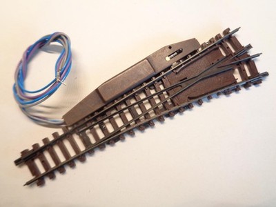 ARNOLD 1747 elektr. Weiche R braun (22538)