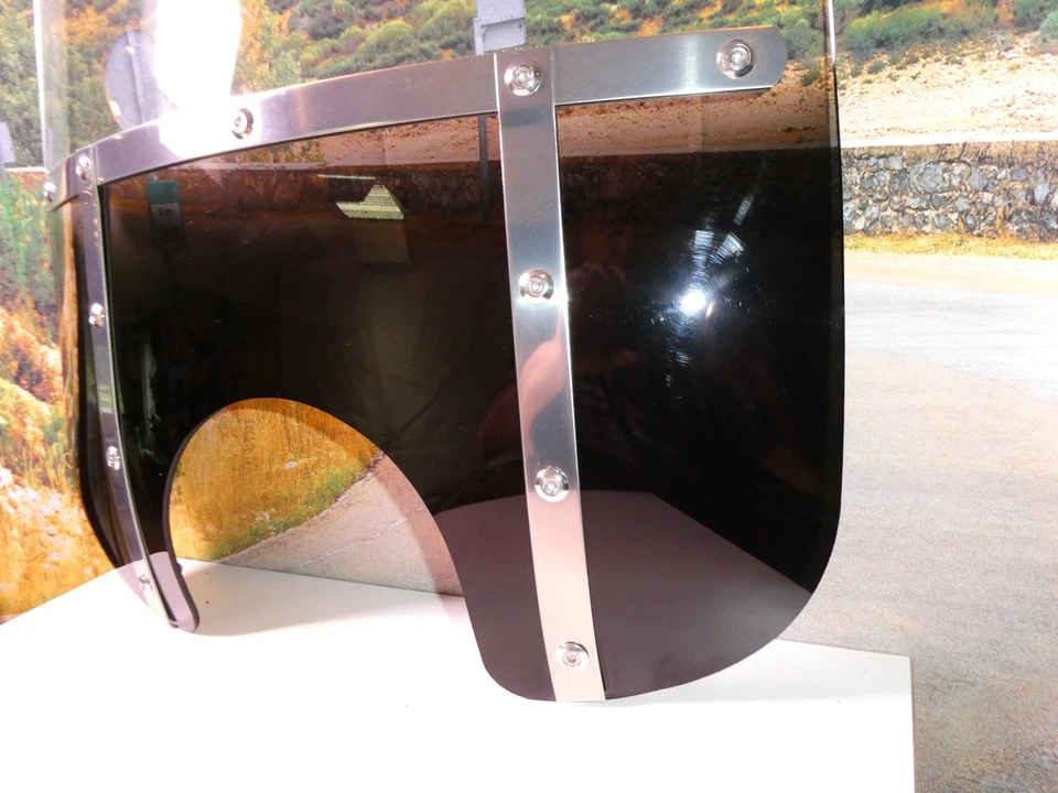 Parabrisas Memphis Shades 15 pulgadas Fats (corte de 9 pulgadas) negro Victory MEM3811 Kawasaki X1 Foto 4 de 4