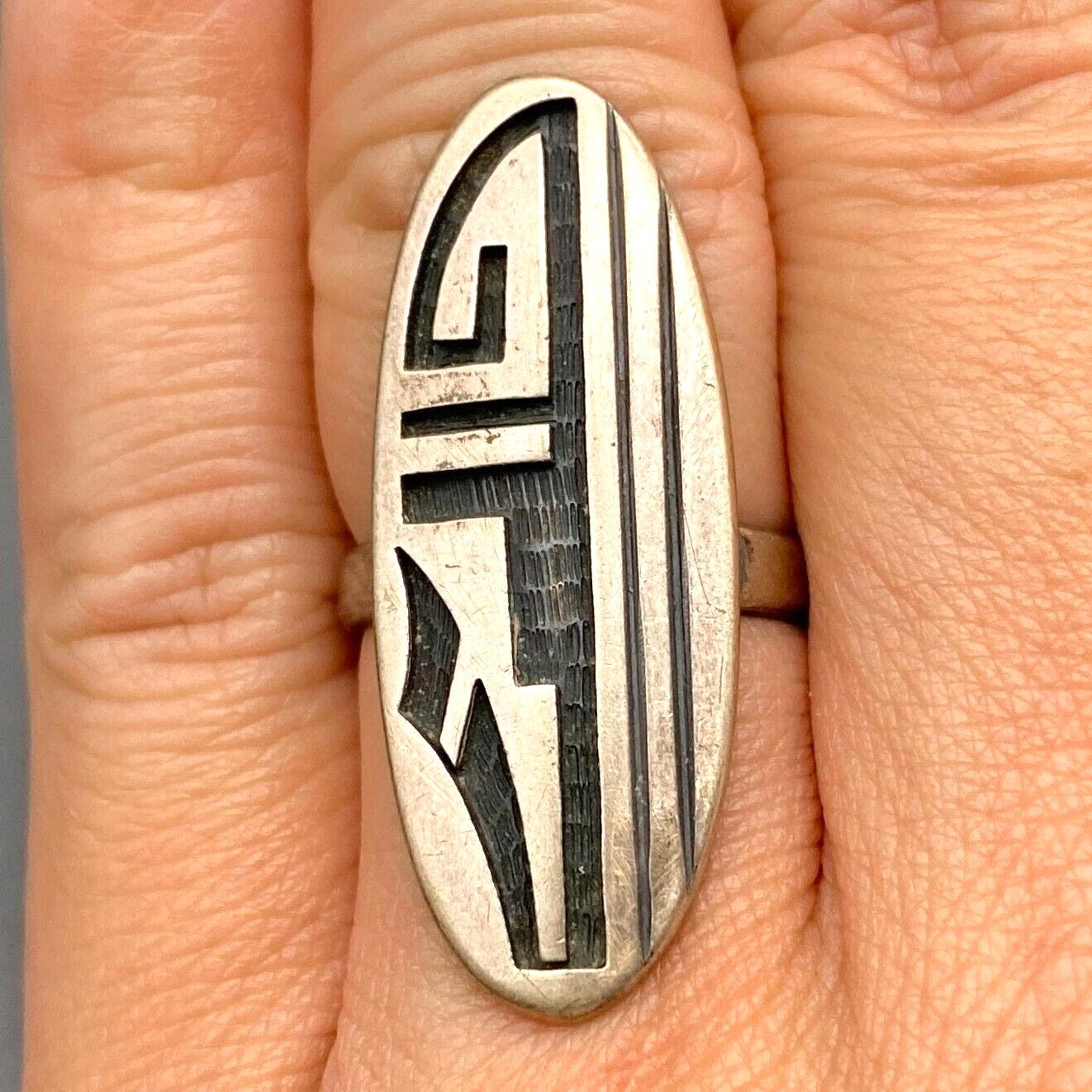 Vintage Hopi Lawrence Saufkie Prayer Feather Rain Sterling Silver Ring Size 8.25
