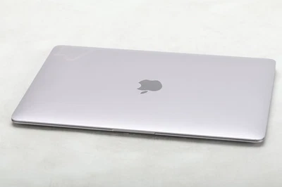 Apple A2337 (2020) MacBook Air 13" Laptop w/ Apple M1 @3.2GHz/8GB Ram/256GB SSD - Image 1 of 4