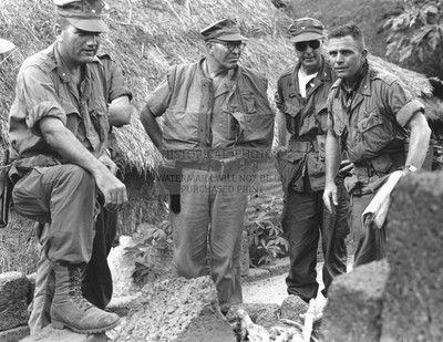 MAJOR GENERAL LEWIS FIELDS FIRST MARINE DIVISION VIETNAM 1966 8.5X11 PHOTO
