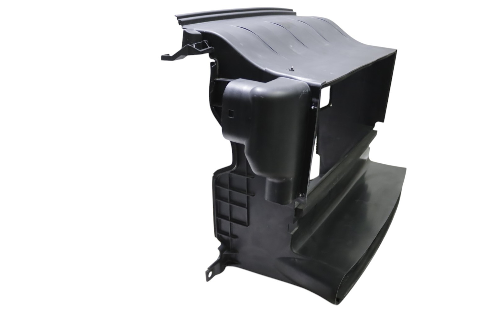 Maserati Grecale Folgore 2023-2026 Front Right Air conveyor P/N 670181751