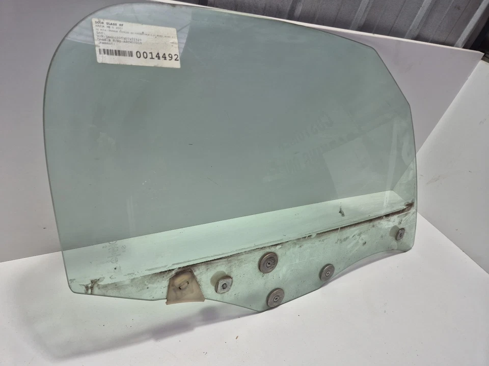 Mazda Mx5 NC Rh door Glass NC Miata genuine - image 2 of 3