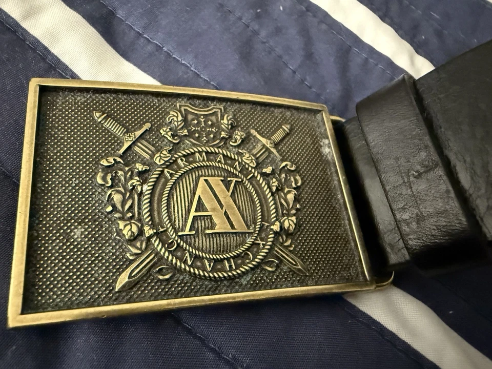 Cinturón de cuero para hombre Armani Exchnage, negro, talla 32 Foto 3 de 4